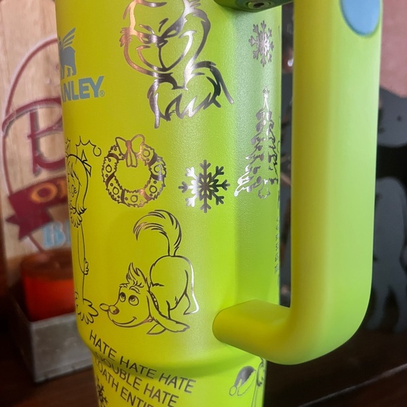 COPY - 30oz engraved Stanley GRINCH - Picture 6 of 10